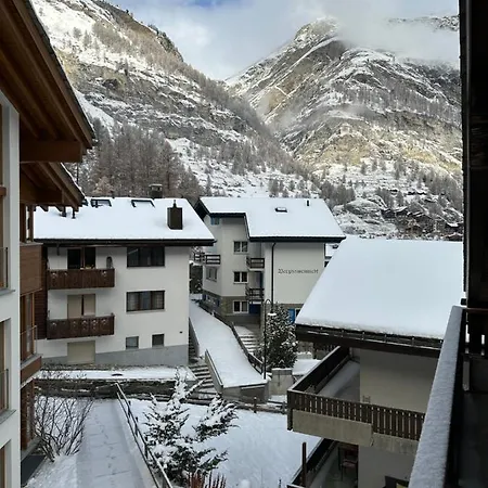 Dachwohnung Mit Charme Im Haus Luchre,