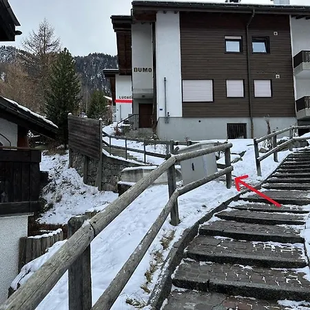 Dachwohnung Mit Charme Im Haus Luchre, Appartement
